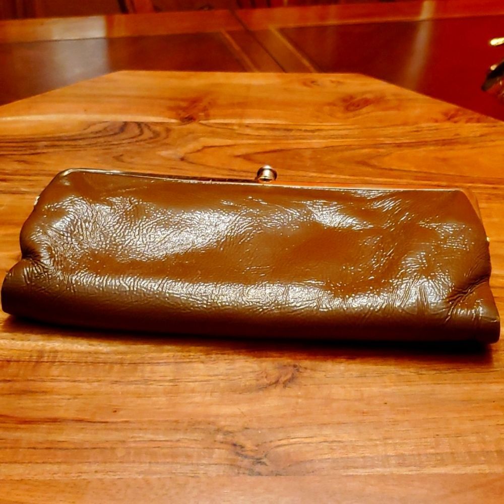HOBO Lauren Clutch Wallet